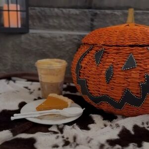 Woven Pumpkin Basket